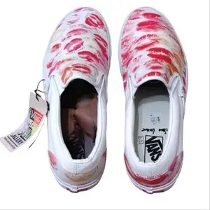 NWT Sara Lorusso Gallery Vans Pride Classic Slip Ons Kiss Lips Size 12 Vans Classic Slip-On (Pride Gallery) – RAG-Shop main image 3